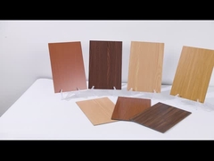 Màu đá cẩm thạch