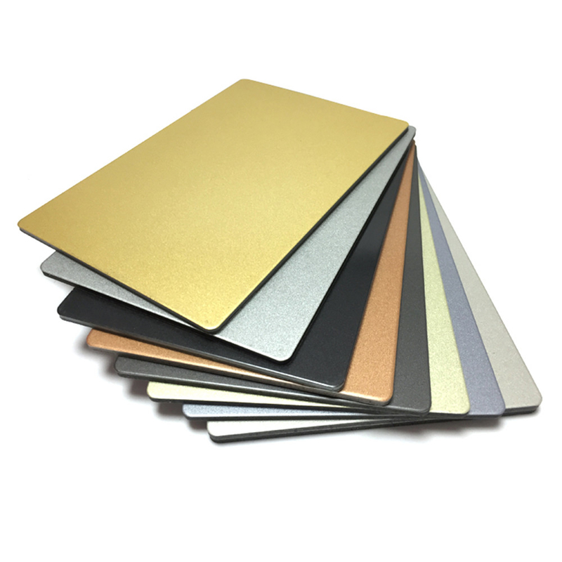 Bảng tổng hợp nhôm chống cháy nhẹ với lớp phủ PVDF và lớp phủ Nano-PVDF để dễ dàng lắp đặt và bảo trì