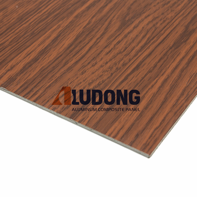 Bảng tổng hợp nhôm bóng cao bảo vệ bề mặt của bạn bằng lớp phủ Nano-PVDF và sơn tự làm sạch
