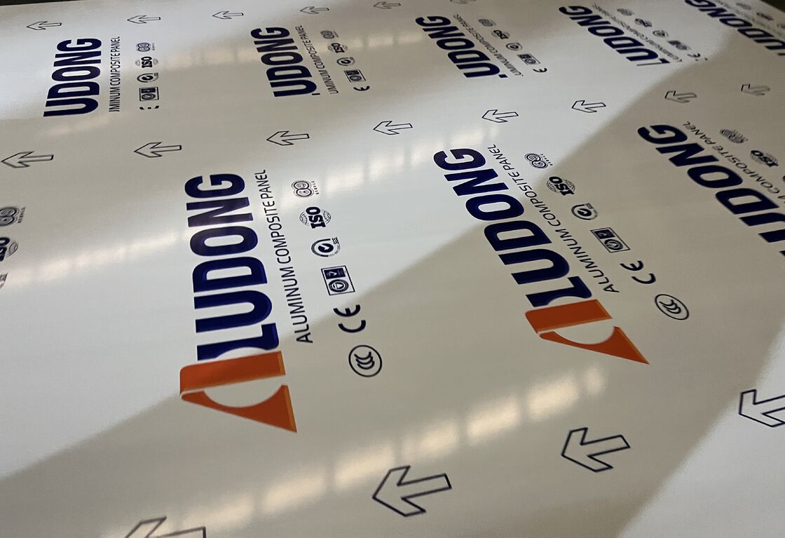 4 * 0.40mm FR B1 lớp chống cháy nhôm Composite Panel cho trung tâm mua sắm, khách sạn, ga xe lửa vv
