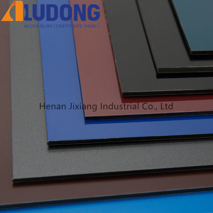 Vật liệu xây dựng nhẹ Vật liệu tổng hợp nhôm sáng cao Để có hiệu suất sáng tối ưu