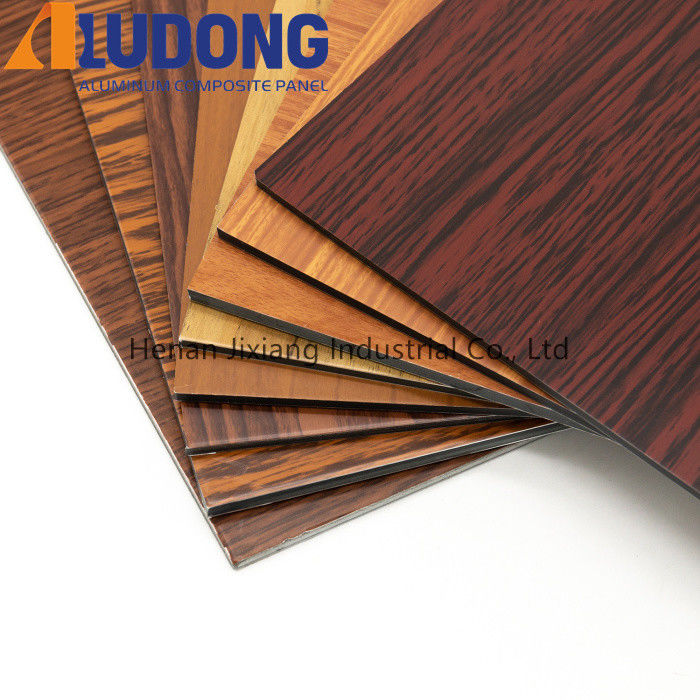 Trong kho 1220 * 2440mm Aluminium Composite Panel Wood Pattern, High Strength Mould Proof cho trang trí nội thất chứng nhận CE