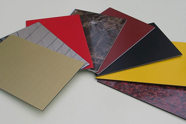 Bảng điều khiển hỗn hợp nhôm màu gỗ có kết cấu Tấm ACP hạt gỗ