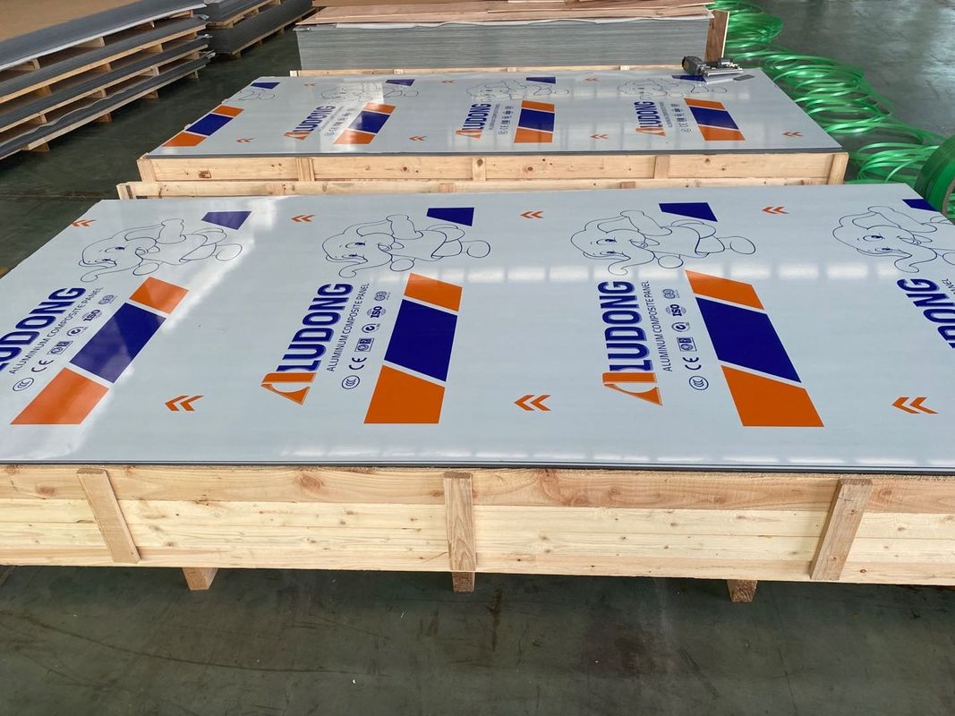Cải thiện thẩm mỹ của tòa nhà của bạn với bảng tổng hợp nhôm xào có sẵn nhiều kích thước