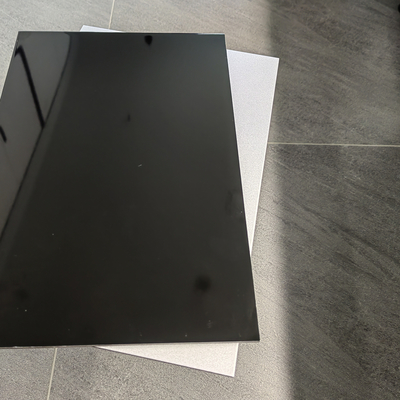 Bảng điều khiển composite nhôm PE màu đen 1250mm để trang trí nội thất