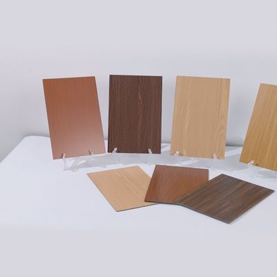 Nhà máy trực tiếp 2mm gỗ hạt nhôm tấm nhựa PE phủ, không dễ cháy cho tường phân vùng bán nóng ACP tấm