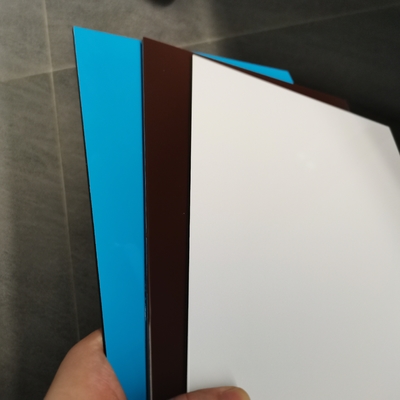 Bảng điều khiển composite nhôm 1500 * 3200 PE cho vật liệu Builldding Bằng chứng thời tiết